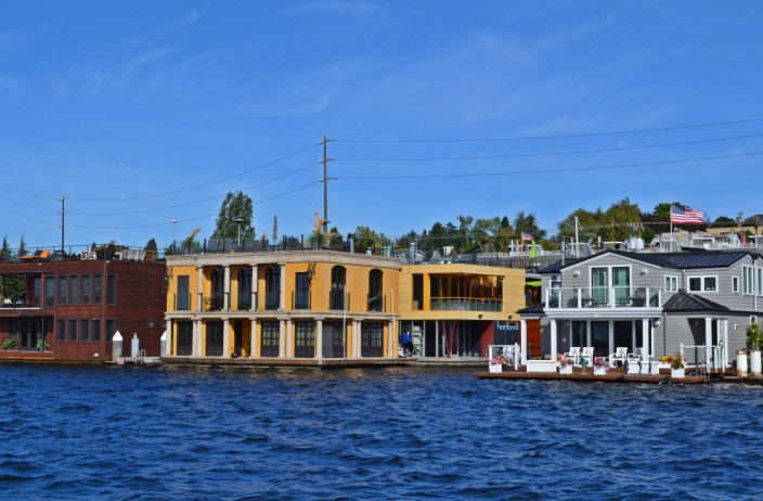 More houseboats of Lake Union - or is this Venice ?